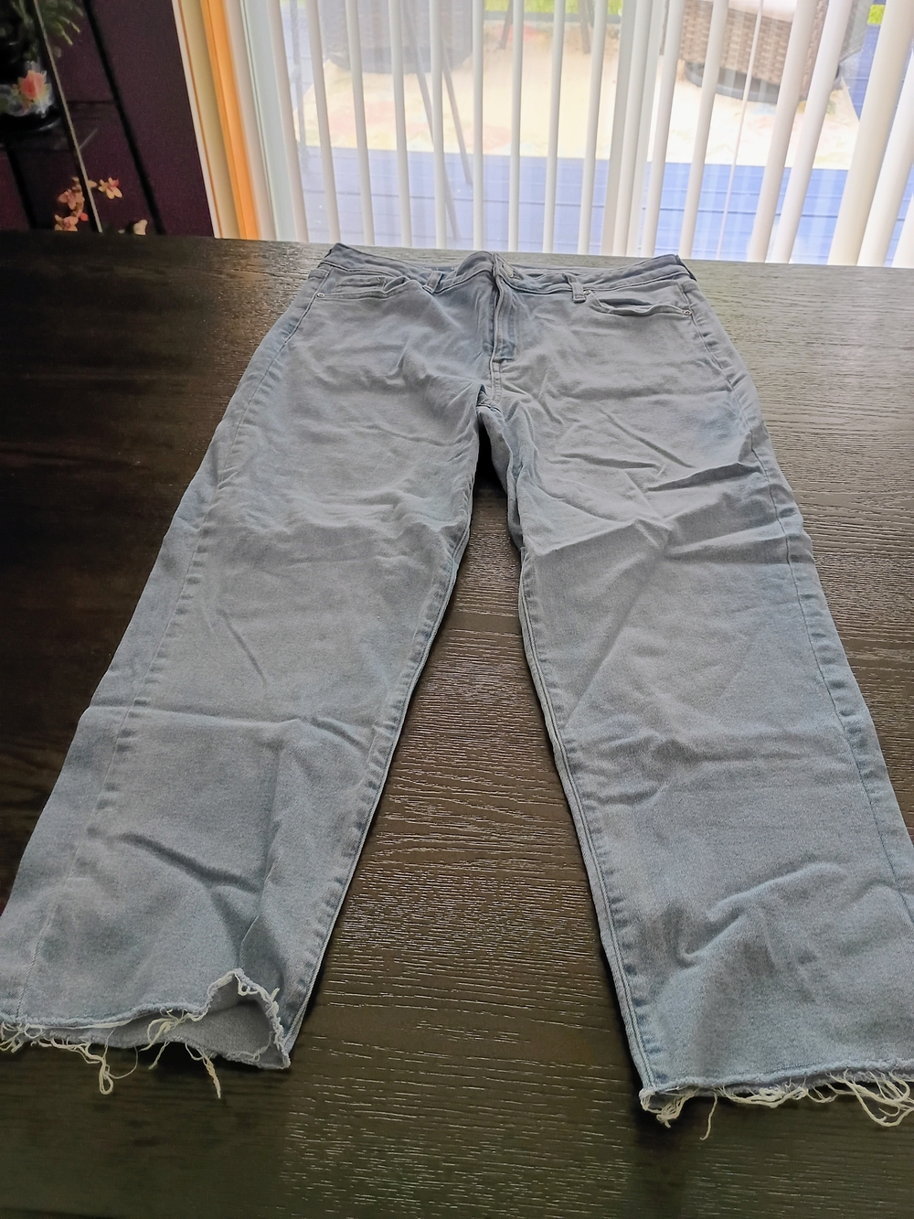 Sonoma Women's Light Blue Straight Crop Jeans